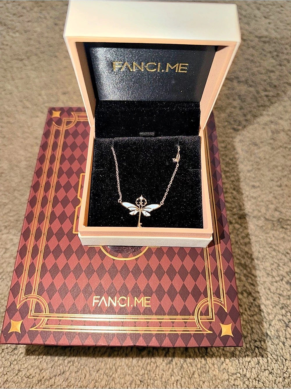 Fanci.me Harry Potter Necklace in Silver & White Like New